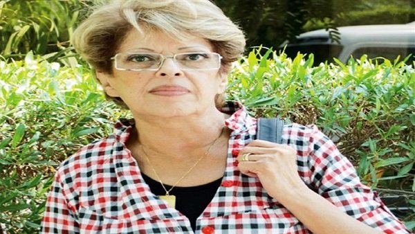 الإعلامية ملك اسماعيل