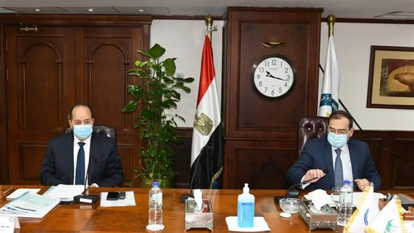 وزير البترول 