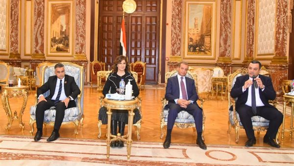 خلال استقبال الدارسين