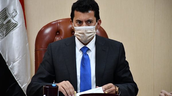 الدكتور أشرف صبحي