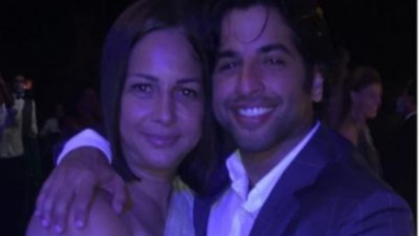 نور هشام سليم ووالدته