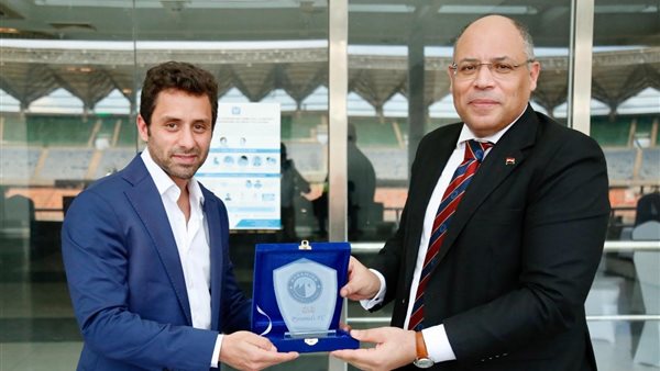 جانب من الحدث 