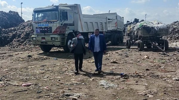 جانب من أعمال رفع