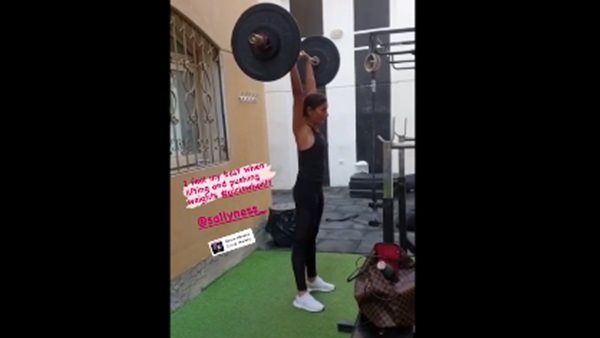 دينا الشربيني 