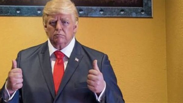 تمثال دونالد ترامب