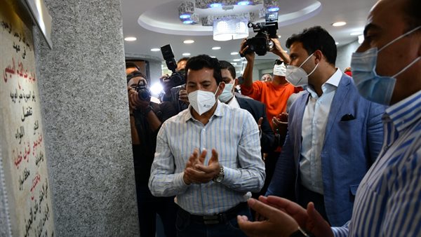 جانب من الحدث 