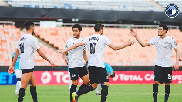 فريق بيراميدز 