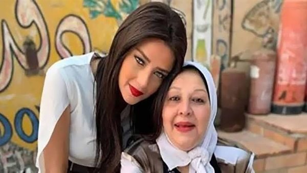 رضوى الشربينى 