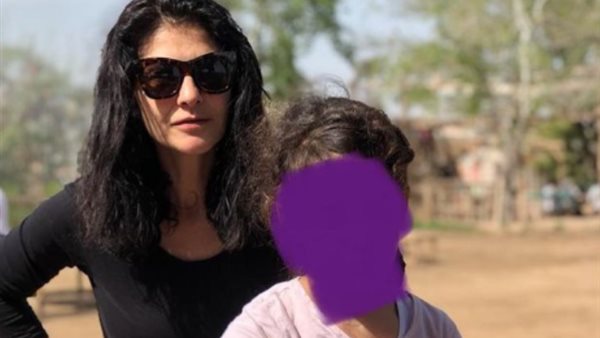 بسمة وابنتها 