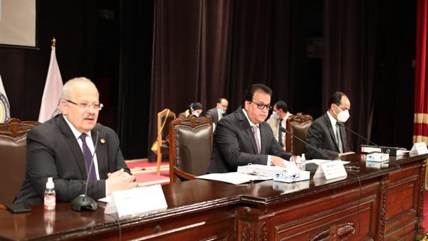 وزير التعليم العالى