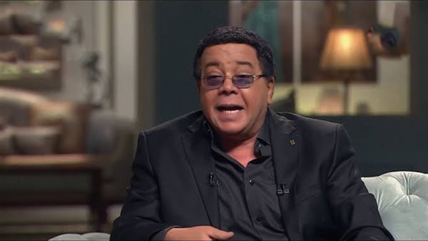 الفنان احمد ادم 