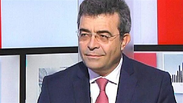  أنطوان قسطنطين،