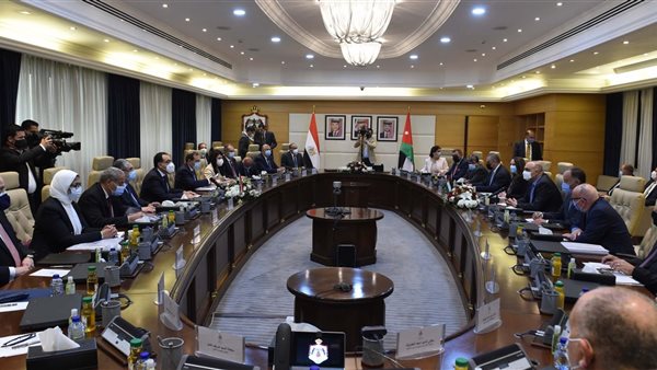 جانب من الاجتماعات