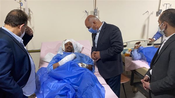 وزير النقل يزور مصابى