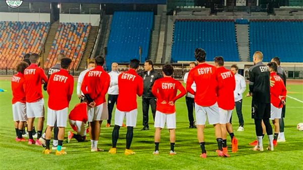 جانب من تدريبات منتخب