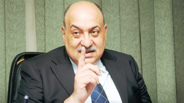 الدكتور عمرو مدكور