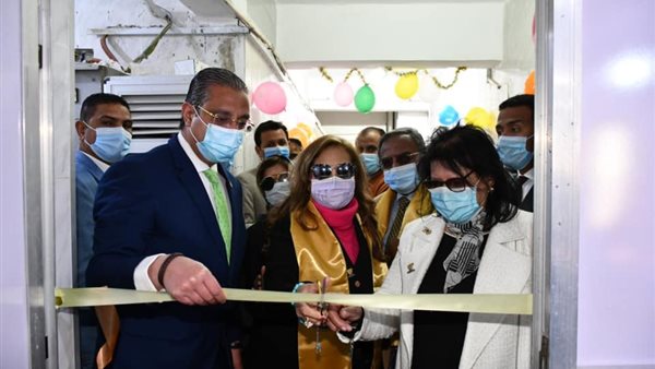 محافظ الفيوم خلال