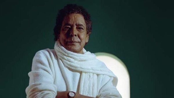 الفنان محمد منير