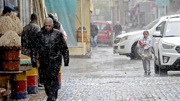 سقوط الأمطار