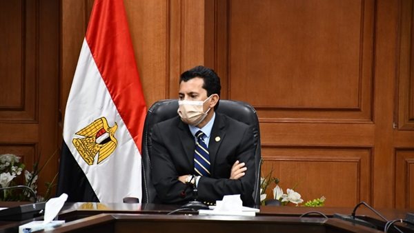 أشرف صبحي وزير الشباب