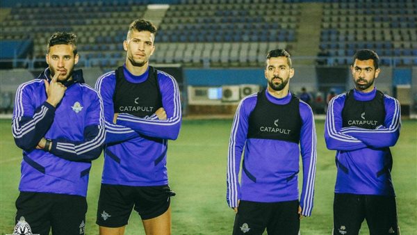 لاعبي بيراميدز 