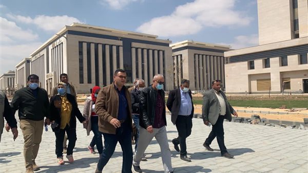 جولة مسئولى الاسكان