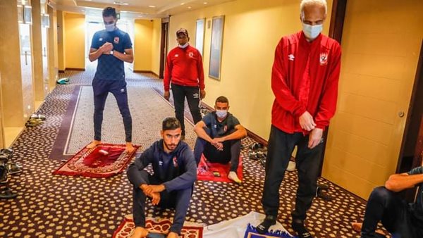 بعثة الأهلى تؤدى