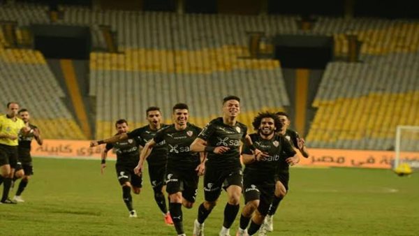 الزمالك بالزى الاسود
