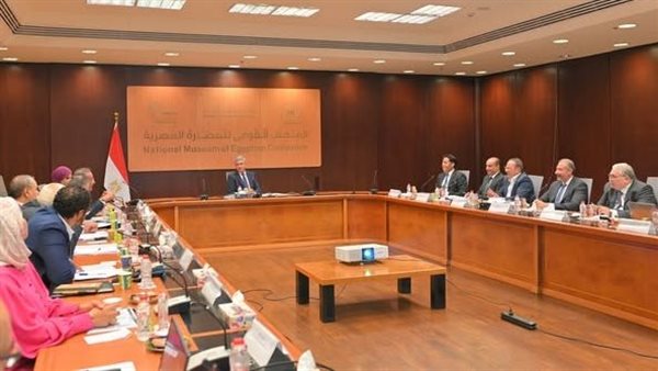 وزير السياحة