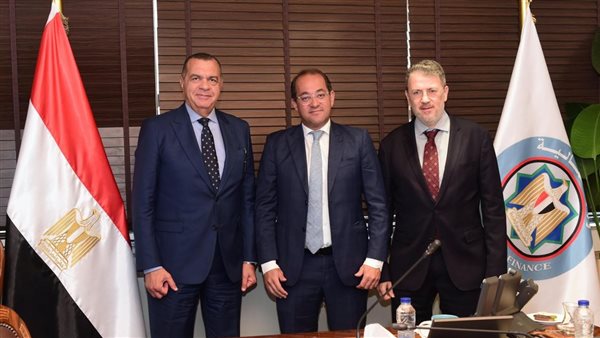 وزير المالية 