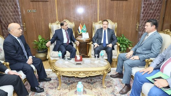 محافظ المنوفية يلتقى