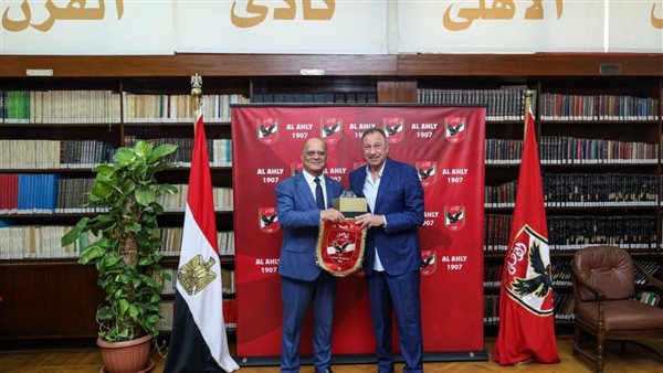 الخطيب و السفير التونسي