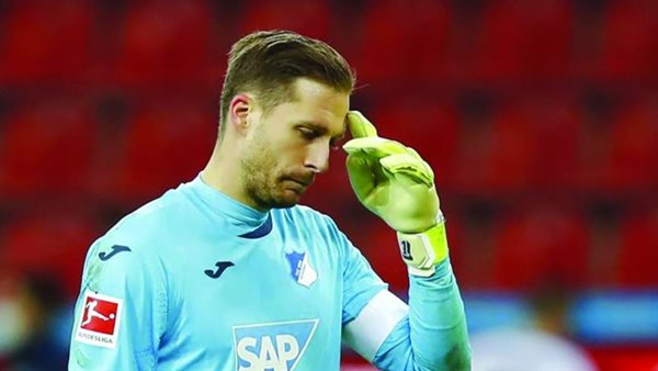 الحارس أوليفر باومان