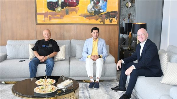 وزير الشباب والرياضة