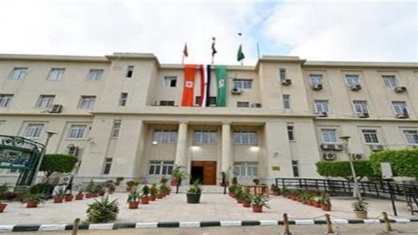 كلية الاقتصاد والعلوم