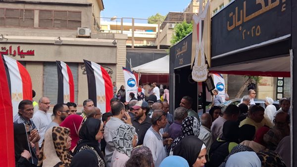 السيدات يتصدرن المشهد