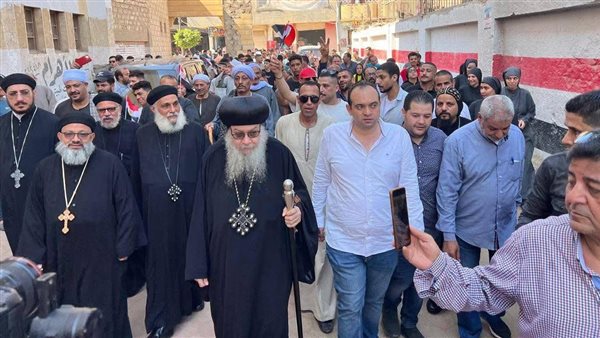 موكب الأنبا أغاثون