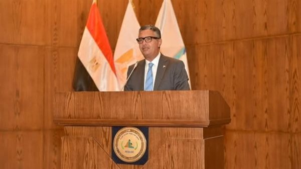 وزير التموين