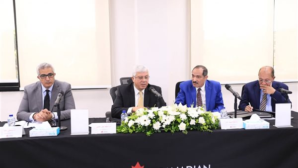 الدكتور أيمن عاشور