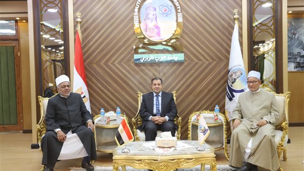 جانب من الزيارة