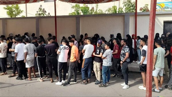 وفد شبابي أمام لجان