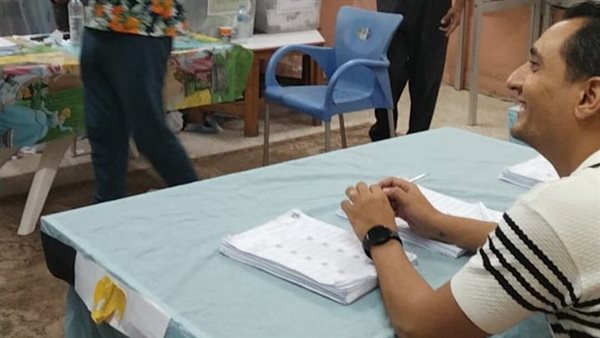  فرز الأصوات في انتخابات