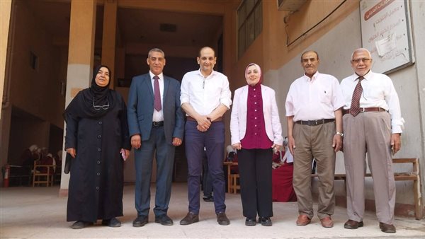 جولة نائب رئيس جامعة