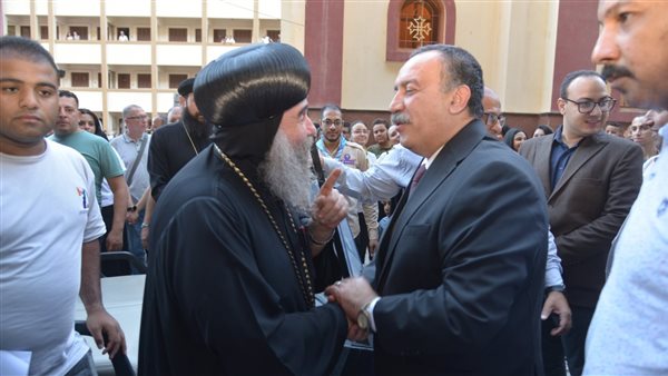 زيارة محافظ أسيوط