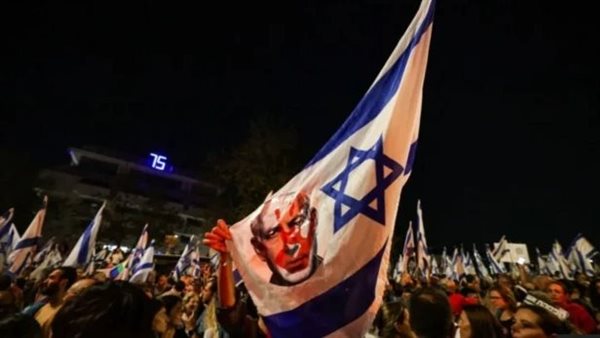 الاحتجاجات ضد حكومة