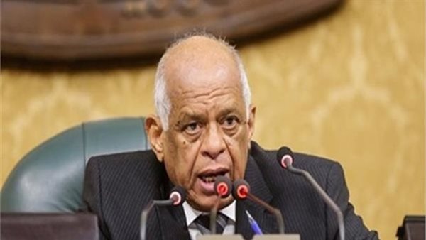 الدكتور على عبد العال