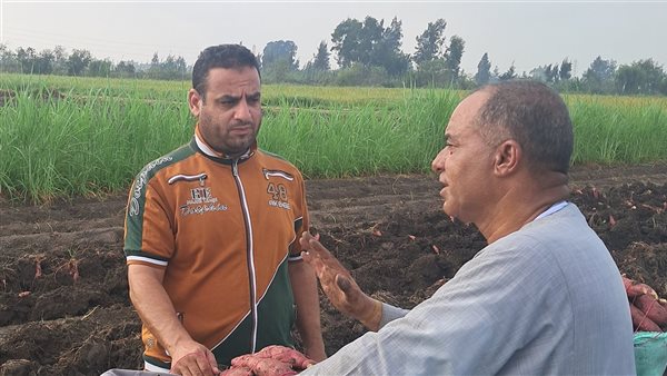 فرحة المزارعين بموسم