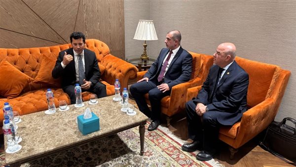 جانب من اللقاء