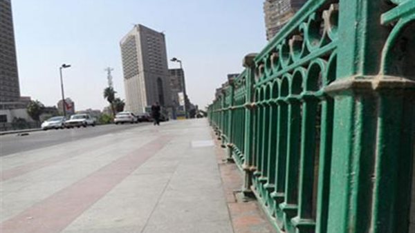 غلق كلي لكوبري الجلاء