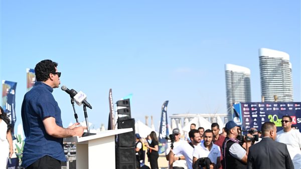 وزير الشباب والرياضة